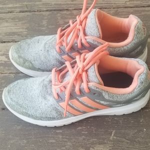 Women's Adidas Cloudfoam walking shoes, in EUC size 8.5 grey & peach